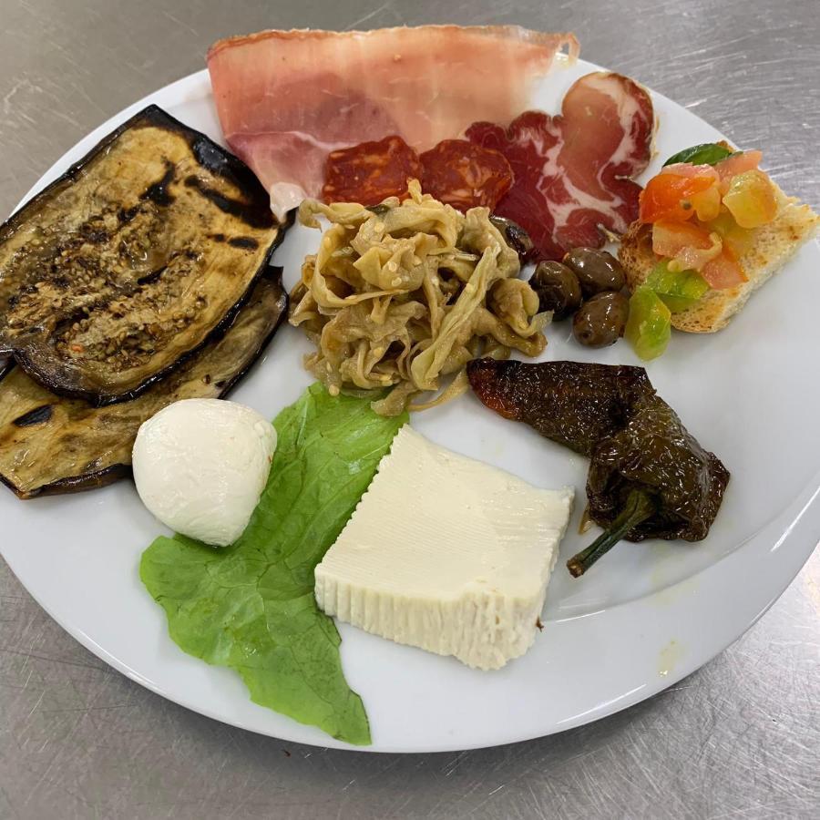 Agriturismo Pingitore Luzzi Eksteriør billede