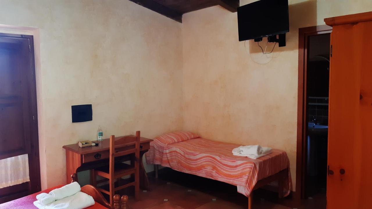 Agriturismo Pingitore Luzzi Eksteriør billede