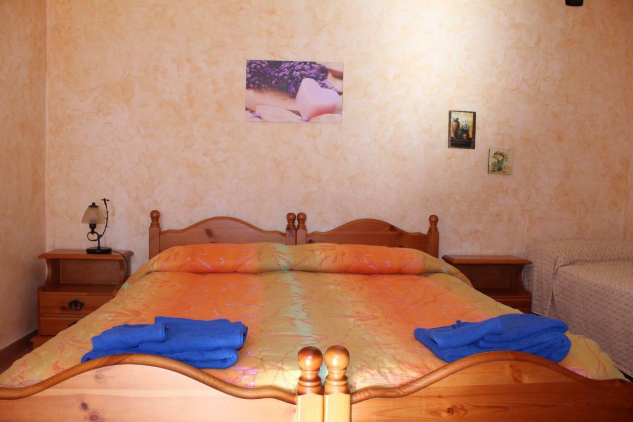 Agriturismo Pingitore Luzzi Eksteriør billede