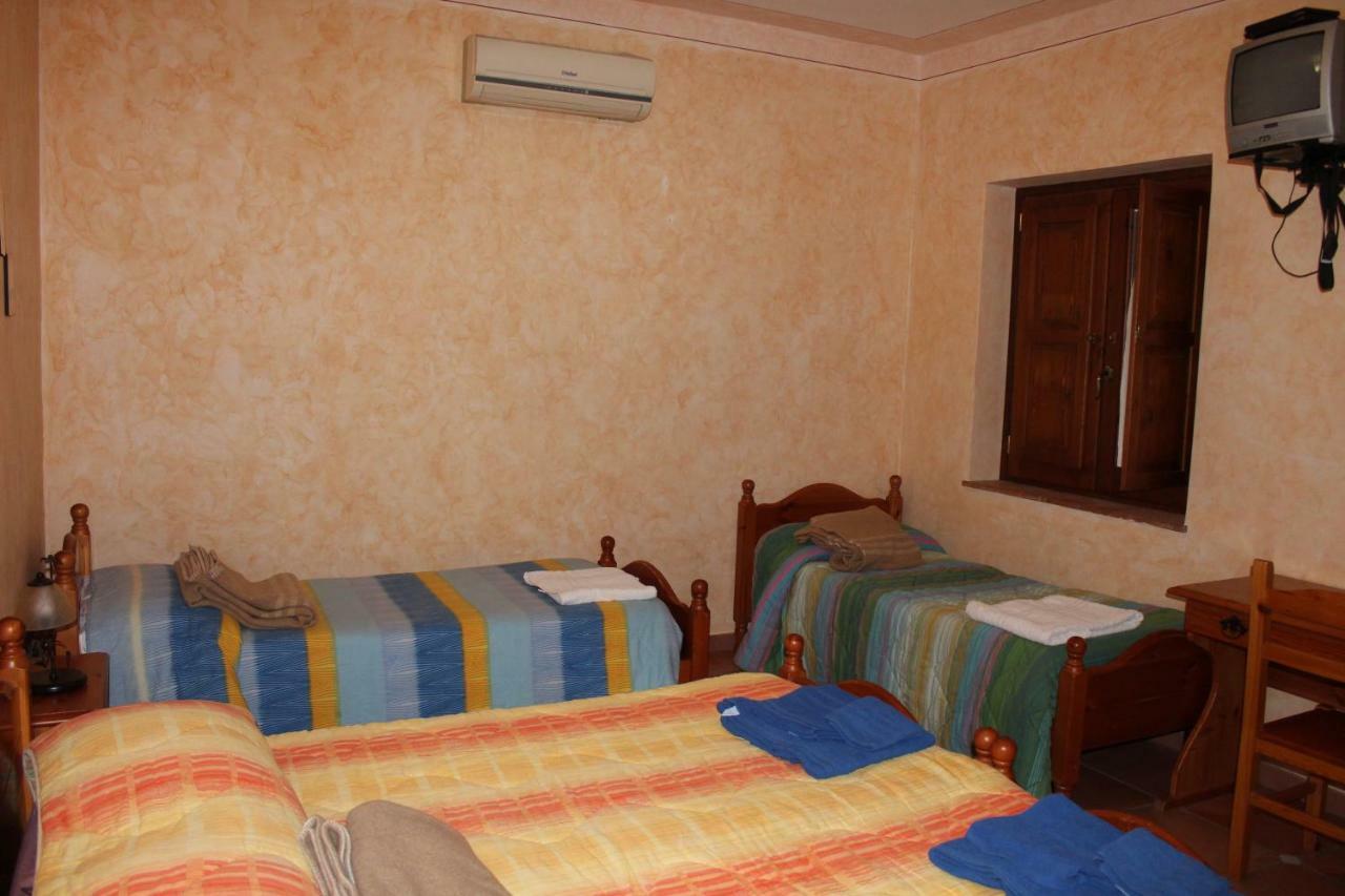 Agriturismo Pingitore Luzzi Eksteriør billede